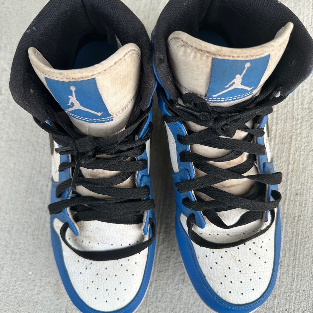 Size 8.5 Jordan 1 football cleats